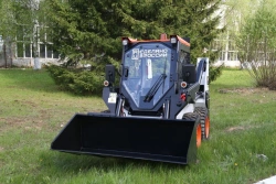 PMK800.03.01.01 1060 Bumblebee Self-Propelled Loader