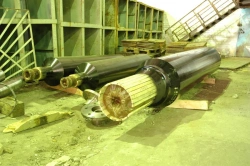 Conveyor Roller for Pouring Machines - Essential for Maintaining Belt Operation