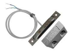 Point Magnetic Contact Security Sensors for Manholes IO 102-40K