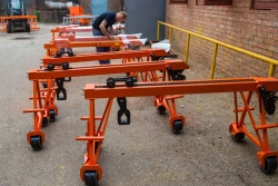 Manual Gantry Crane KR-2 for Rail Transport