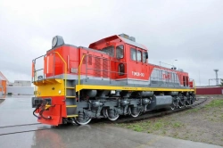 TEM18DM Maneuvering Diesel Locomotive for Industrial Tracks