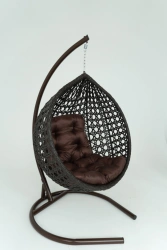 Hanging Chair for Relaxation and Aesthetic Enjoyment