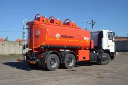 GRM3 Fuel Tanker for Transportation and Storage, Model 56216G
