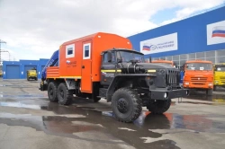 Mobile Workshop and Laboratory Vehicle with Crane (K)