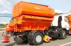 Combined Road Machine ED 244 on MAZ 534025 Chassis