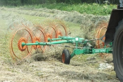 Wheel-Finger Rake and Windrower 'Goritsvet' GKP-8