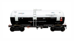 Chemical Tank Car for Oil Products with 23.5 Tons Load Capacity Model 15-1210-03