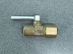 Pneumatic Brake Control Valve 4333, UHL1 TУ 3184-005-10785350-2003