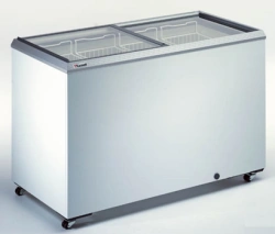 CARAVELL Freezer Chest Model 44593 for Efficient Storage