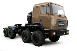 Ural 542302 Articulated Tractor for Towing Semi-Trailers
