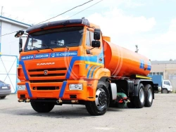 APM 10.0 (65115) Road Washing Vehicle