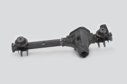 Front axle housing with half-shaft cover for UAZ Hunter, Spicer axle, spring suspension, track width 1465 mm, 315196230101020