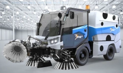 Compact Vacuum Sweeper VKM 2024 E