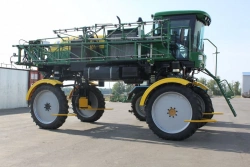 High-Performance Self-Propelled Sprayer OS-3000M