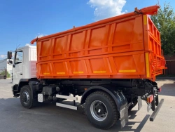 MAZ Dump Truck 15m³ with Tri-axial Discharge, Model 352420-40