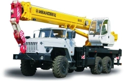 Mobile Crane KS-45717-1R with Cabin U2.60.52.000