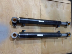 Hydraulic Cylinder for Lifting and Lowering Bucket 310-45.16.000-01