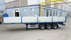 Heavy-Duty Flatbed Semi-Trailer for Transporting Various Cargo POLITRANS 94171-026