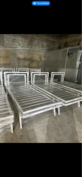 Metal Bed for Comfortable Sleep and Relaxation