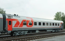 Non-coupe Passenger Carriage Model 61-4447.06