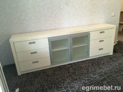 Durable Storage Chest TU-3 with Adjustable Feet