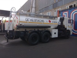 NEFAZ-6606-42 Fuel Tanker for Transporting Light Oil Products