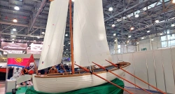 Displacement Boat Yal-6