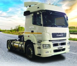 KAMAZ-5490-5P Semi-Trailer Truck for Towing
