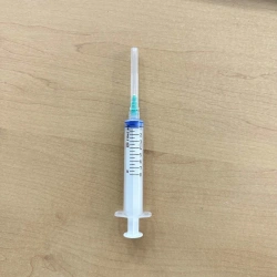 Sterile Single-Use Injection Syringe with Luer Lock 8ml