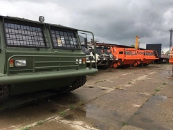 All-Terrain Snow and Swamp Vehicle SGT-31-G