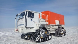 BATYR Snow and Marsh Terrain Vehicle, SV-30/150MTM