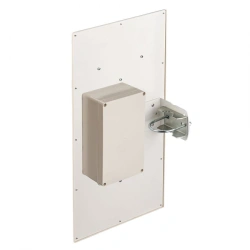 Wideband Antenna with 18 dB Gain for 2G/3G/4G MIMO KAA18-1700/2700 BOX