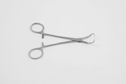 Surgical Clamping Forceps with Ratchet, 140 mm Model VZ-Z-39
