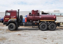 Oil Field Tanker (AЦН) UZST Type UZST02 Mod 6619H-16 on Ural 4320-78 Chassis