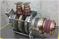 Multi-Beam Impulse Clystron KIU-271