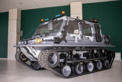 All-Terrain Snow and Swamp Vehicle "PLASTUN" Five-Wheel Model