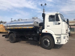 Specialized Tanker for Food Liquids - KAMAZ 53605-A5 Model 56874-0000010-28