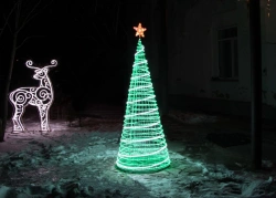 Decorative Outdoor LED Illumination "Christmas Tree" Model