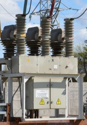 Vacuum Circuit Breakers for Outdoor Installation 35 kV VR35VBNK Series