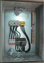 YAVZ - power box with switchboard