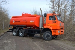 Fuel Tanker, Type 5621, Model 56215-0000010-50 on KAMAZ 65111-50 Chassis