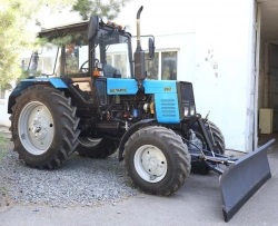 Municipal Snow Plow and Bulldozer Attachments C-100
