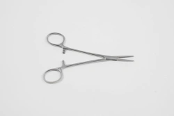 Vascular Hemostatic Clamp, Thin, Straight, 160 mm, Model VZ-3-62-1