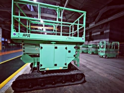 Mobile Crawler Boom Lift with Telescopic Work Platform YRD9G PСП-762.8,5 PD3