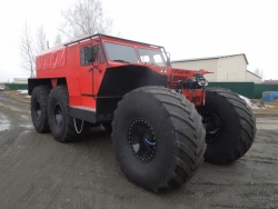 Predator-3930T Wheeled Snow and Swamp Vehicle