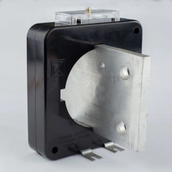 Current Transformer T-0.66 M 10 VA 0.5 2000/5