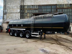 4-Axle Tank Semi-Trailer for Safe Transport and Storage of Hazardous Goods 9751H5