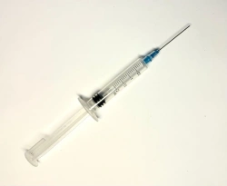 Sterile Single-Use Injection Syringe 2 ml with Built-in Needle