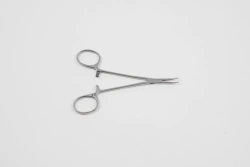 Mosquito Hemostatic Clamp Curved for Newborns, 125mm - VZ-Z-121