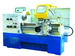 Universal Precision Lathe and Screw Cutting Machine SAMAT 400 XS / SS